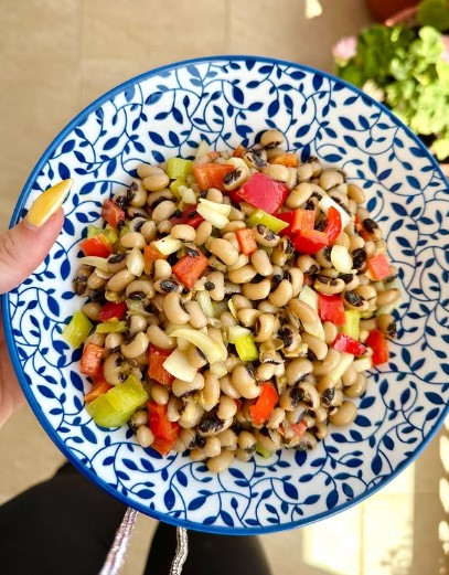 Η πιο νόστιμη και δροσερή σαλάτα… ειδικά για τους λάτρεις των οσπρίων!